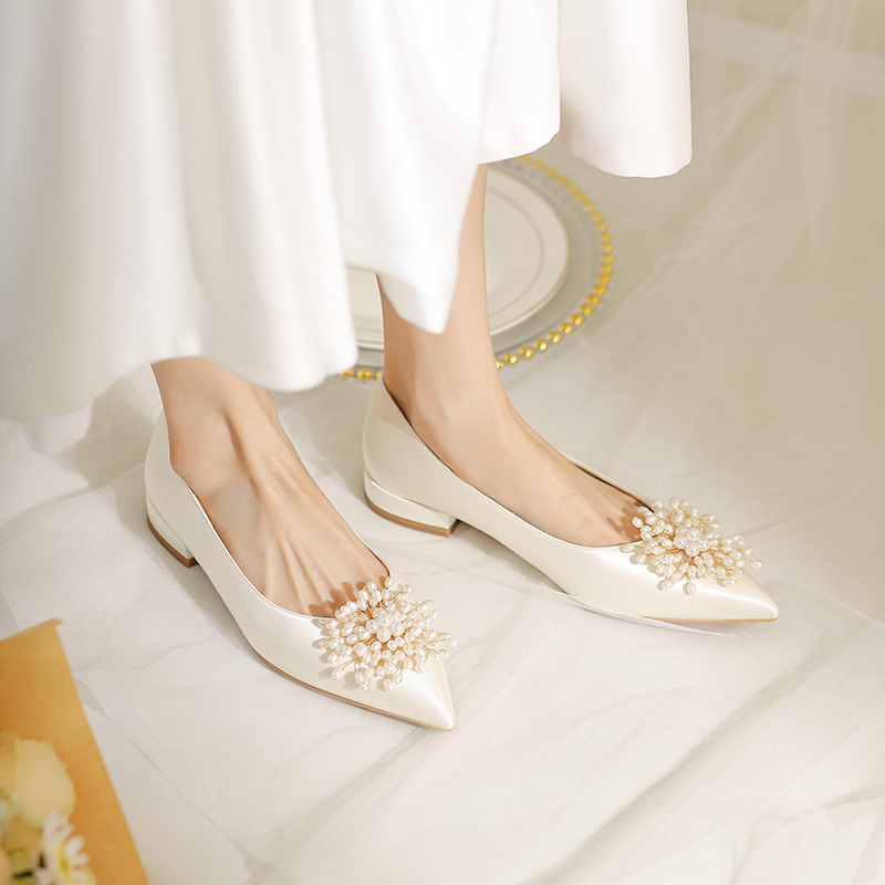 2025 Flat Wedding Shoes for Brides, Gentle Fairy Style Low-Heeled Bridesmaid Shoes, Comfortable Daily Wear