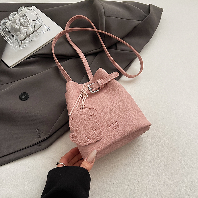 2025 Summer Trendy Versatile Bucket Bag for Women - Stylish Crossbody Phone Bag Perfect for Everyday Use
