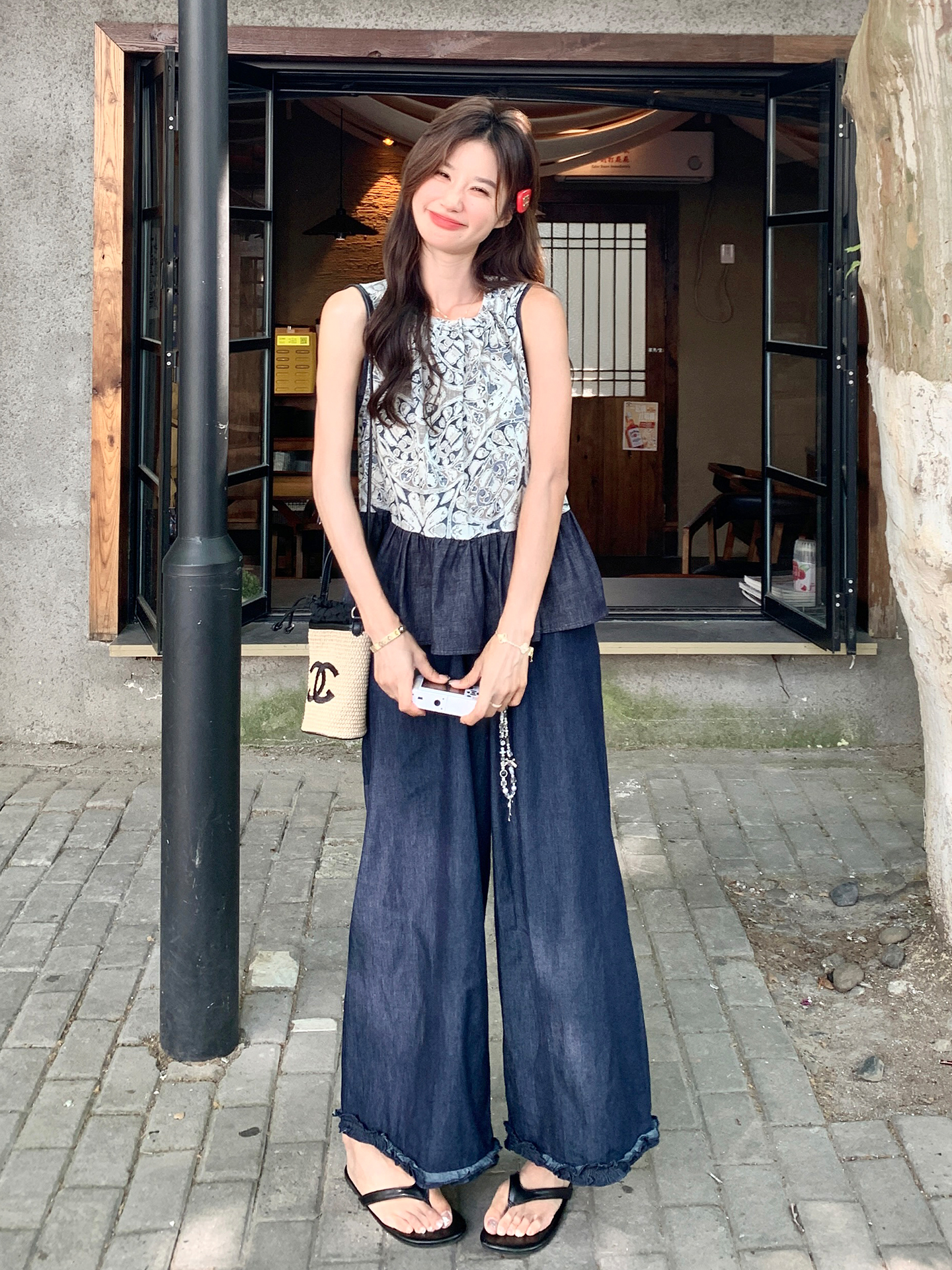 2025 Summer Women’s Retro Patchwork Sleeveless Vest and Denim Wide-Leg Pants Two-Piece Set, Casual Y2K Style