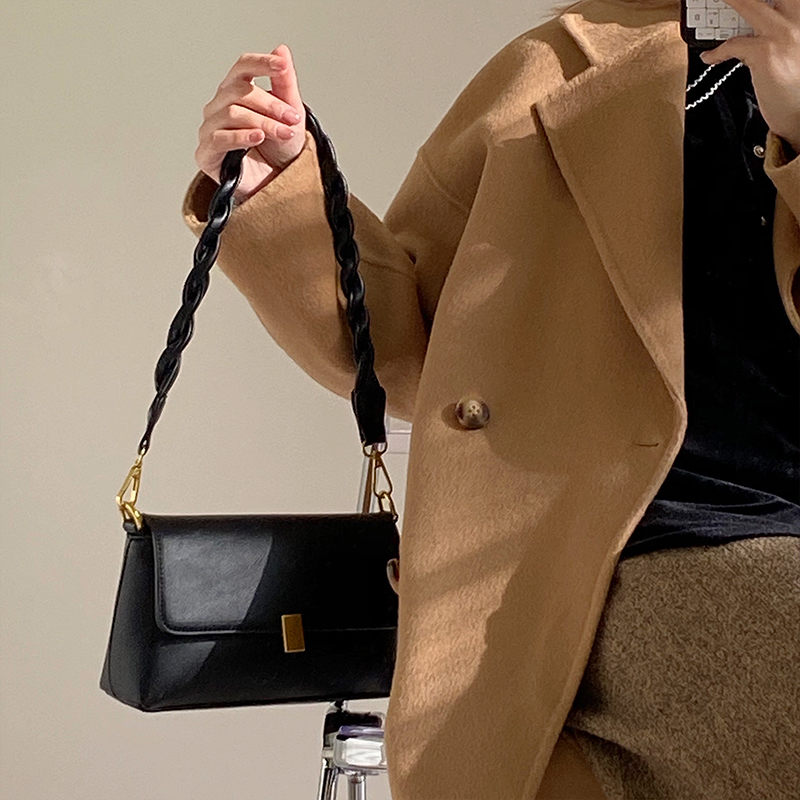 2025 Women's High-End Retro Underarm Bag - Versatile Crossbody & Handheld Fashion Small Bag
