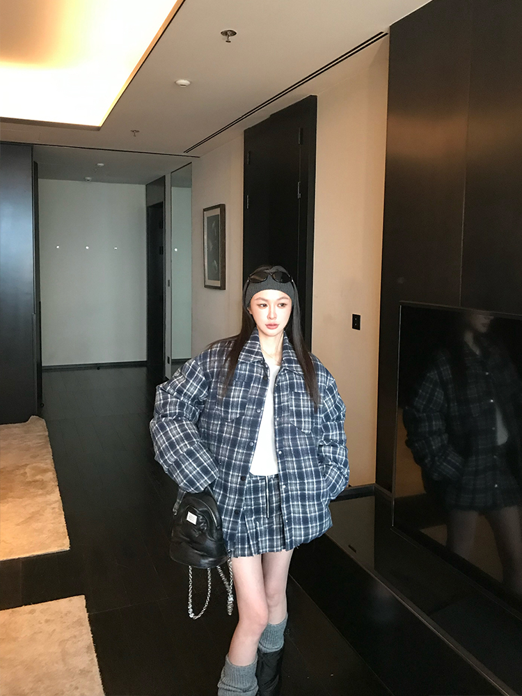 90% White Duck Down INS Style Patterned Down Jacket and Pleated Skirt Set for Women - Winter Fashion, 90s Inspired Look