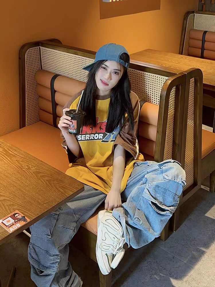 American Retro Distressed Letter Print Spliced Raglan Sleeve T-Shirt for Women - Loose Fit, Summer 2025, Casual Style