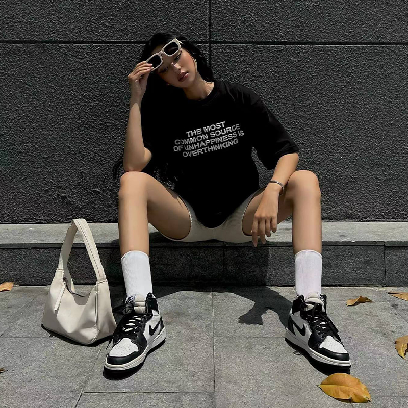 American Retro Letter Print Black Oversized Short Sleeve T-Shirt for Women, Trendy Y2K Style, Spicy Cutout Design