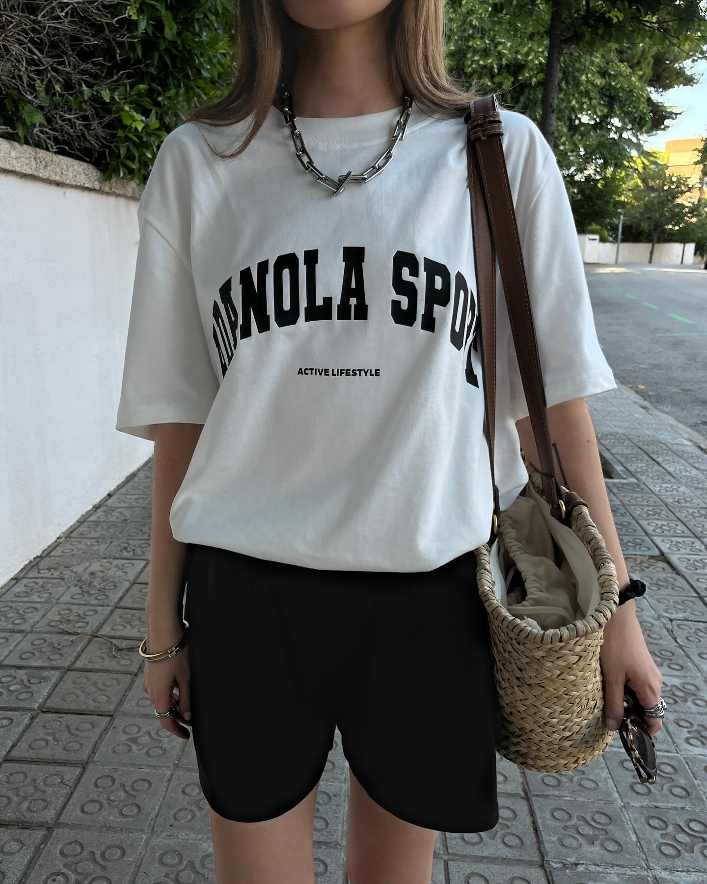 American Retro Minimalist Oversized Short Sleeve T-Shirt for Women - High-End Round Neck Summer Trendy Hot Girl Top