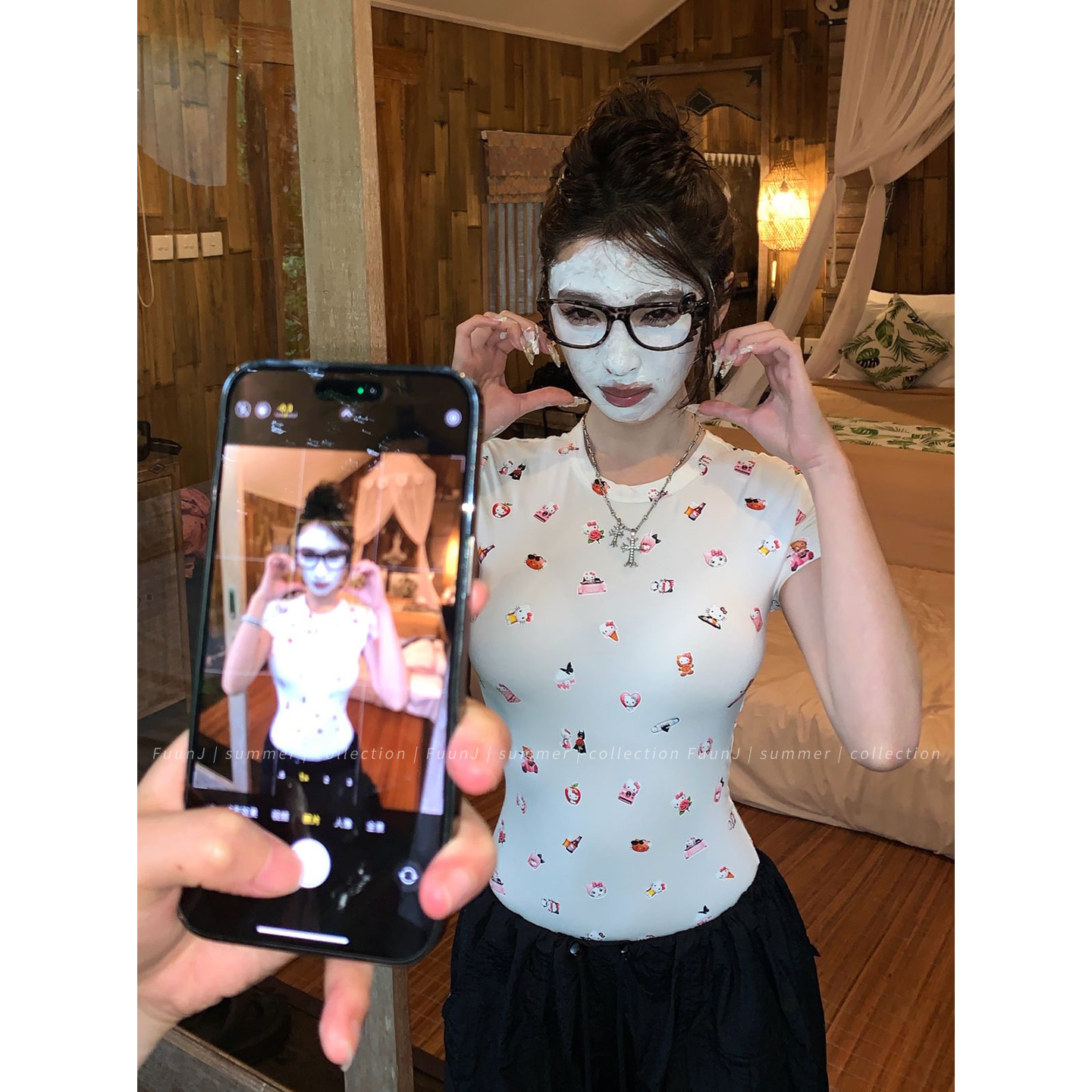 Annie Slim Fit Cartoon Print Short Sleeve T-Shirt for Women - Versatile Round Neck Summer Top, Perfect for Y2K and Casual Style