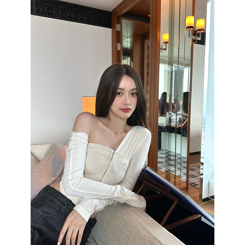 Asymmetrical Off-Shoulder Long Sleeve T-Shirt for Women - Retro Slim Fit Base Layer Top - Spring Summer Fashion, Hot Girl Style