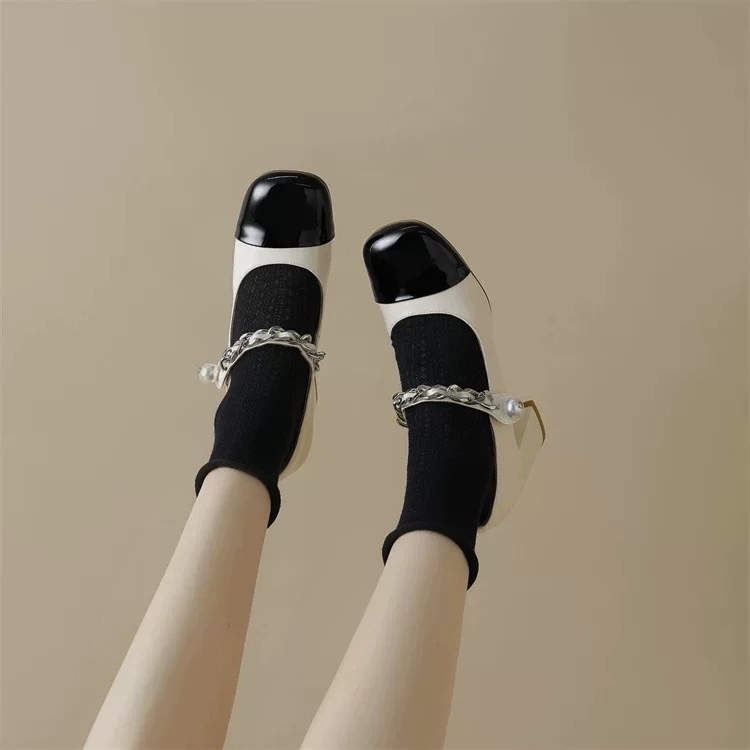 Black and White Color-Blocking Pearl Buckle Mary Jane Chunky High Heels for Women - Trendy Internet Celebrity Style