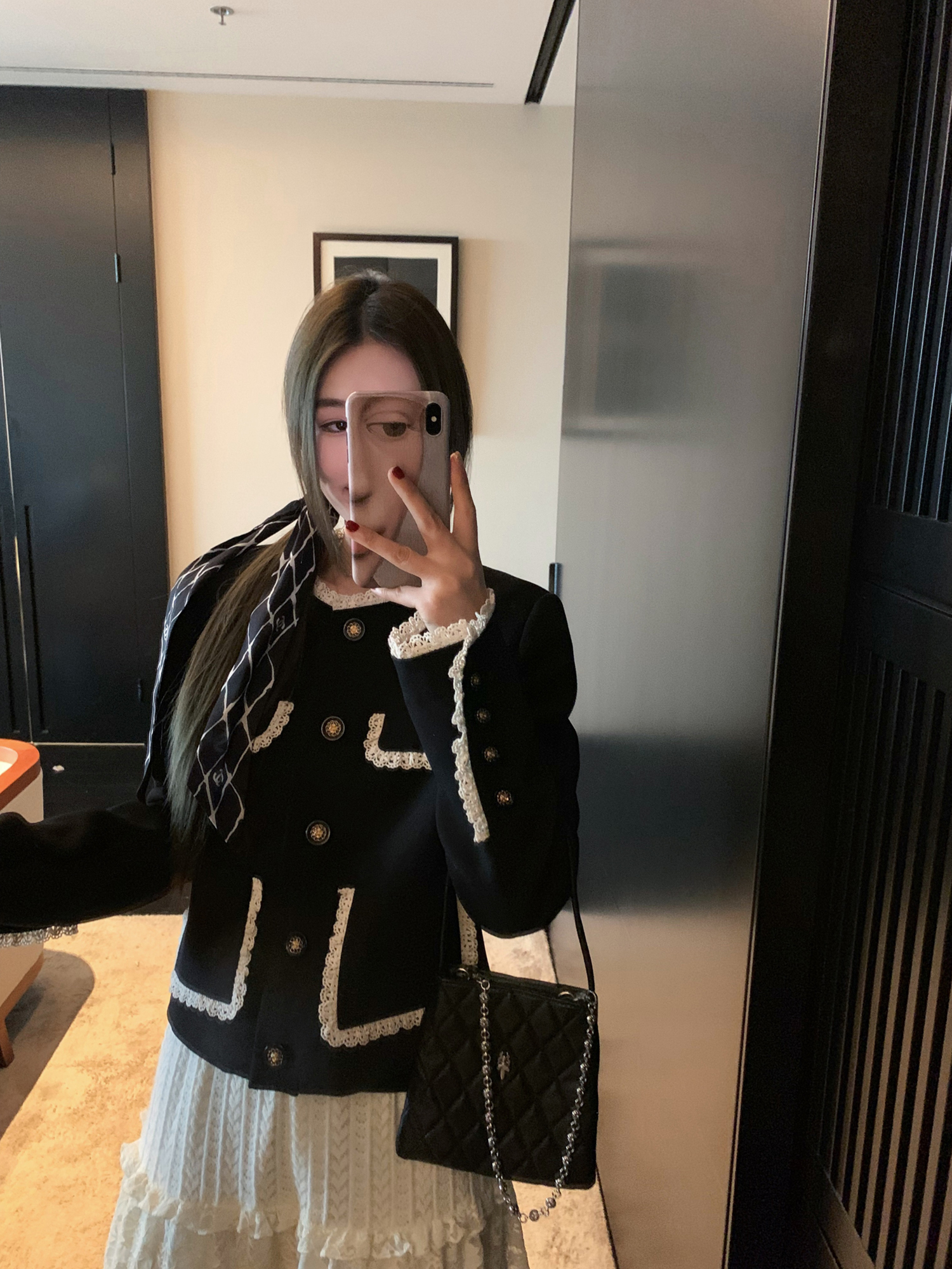 Black Lace Patchwork Chanel-Style Jacket for Women - Nanyang Heiress Collection, Elegant Layering Piece, Chic Fashion Statement