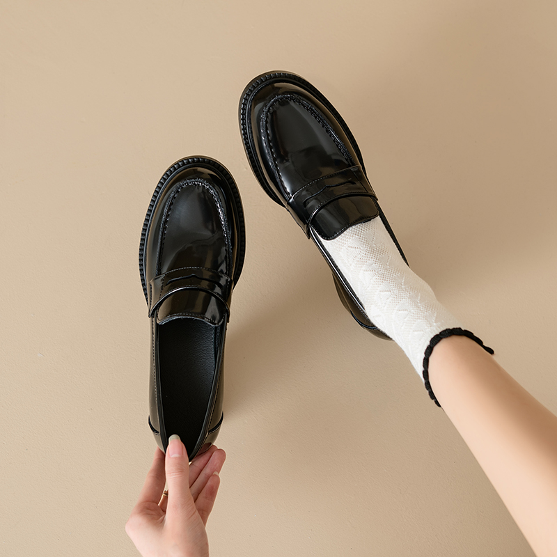 Black Patent Leather Chunky Heel Loafers for Women - 4cm Round Toe, Versatile British Style, Comfortable Small Leather Shoes