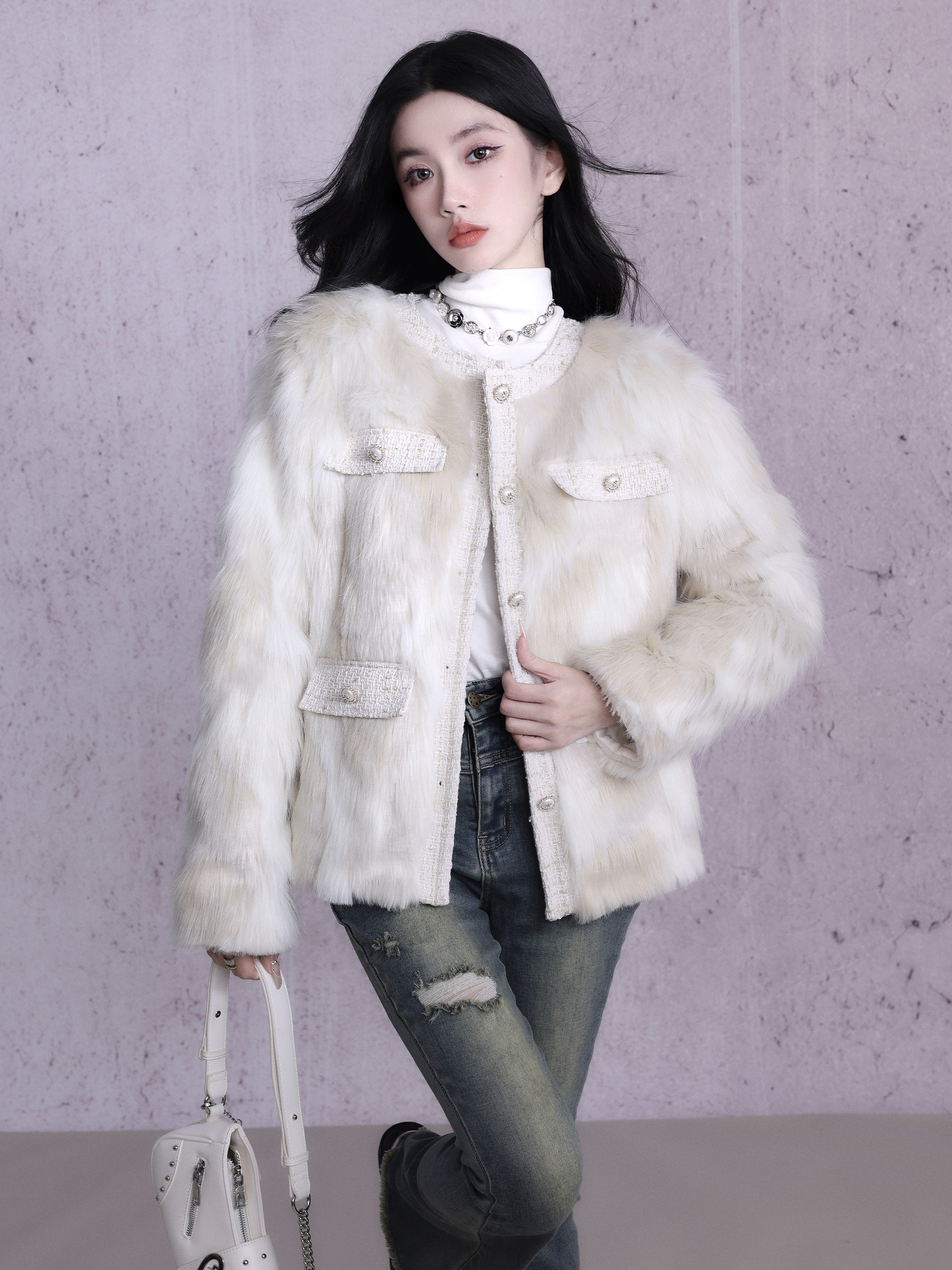 Chic Plush Faux Fur Coat for Winter - Eco-Friendly Wealthy Heiress Style