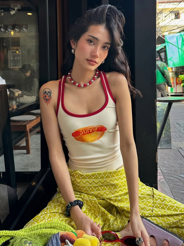Color-Block Hot Dog Print Cami Top for Women - Thai Sweet and Spicy Summer Short Top - Trendy 90s Inspired Weird Girl Style