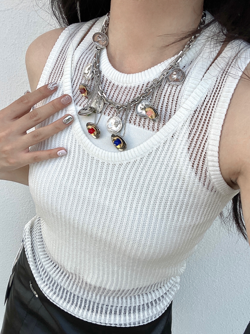 Colorful Heavy Industrial Retro Human Head Copper Pendant Necklace with Tassel Clavicle Chain – European American Punk Style Jewelry