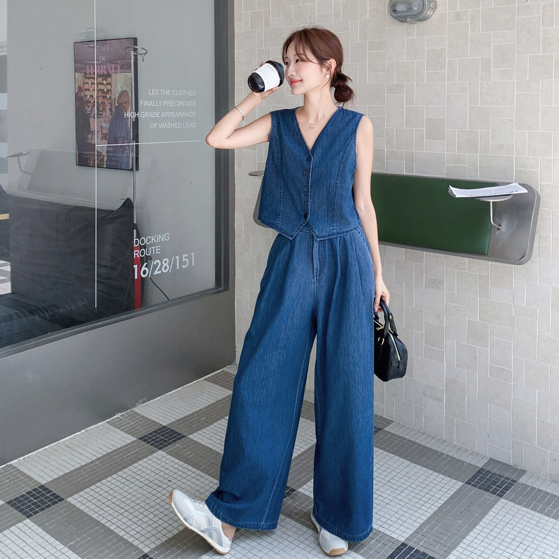 Deep Blue V-Neck Sleeveless Denim Vest and Wide-Leg Pants Two-Piece Set for Women - Summer 2025 Casual Korean Style