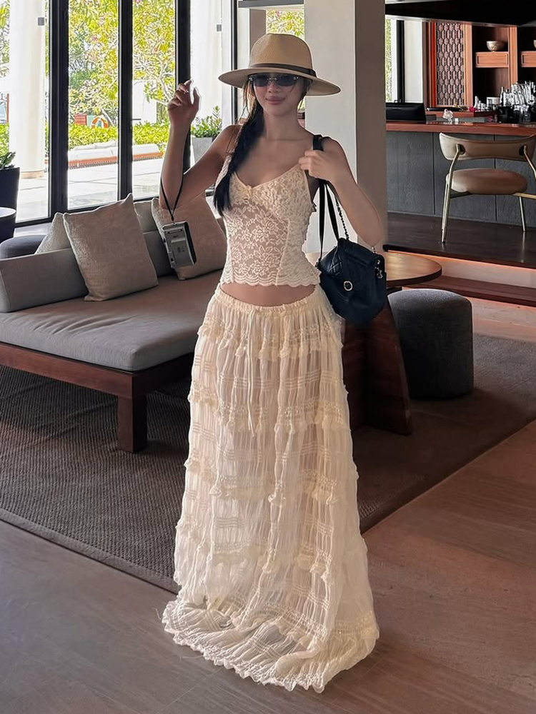 Eccentric Girl Lace Camisole and Low-Waist Skirt Two-Piece Set for South France Holiday, Vacation Style, Boho Chic Fashion