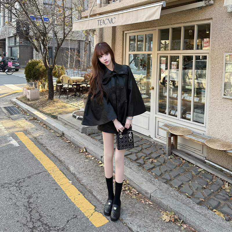 Elegant Niche Silhouette Coat Top for Women - Spring Summer 2023 Fashion, High-End Quality, Trendy Style