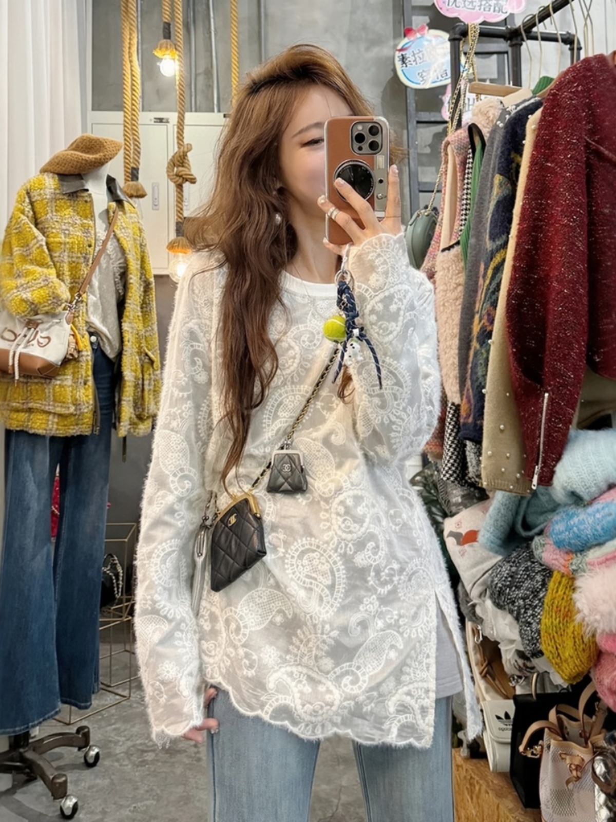 French-Style Heavy Jacquard Embroidered Lace Long Sleeve T-Shirt for Women - Unique Spring Collection Top