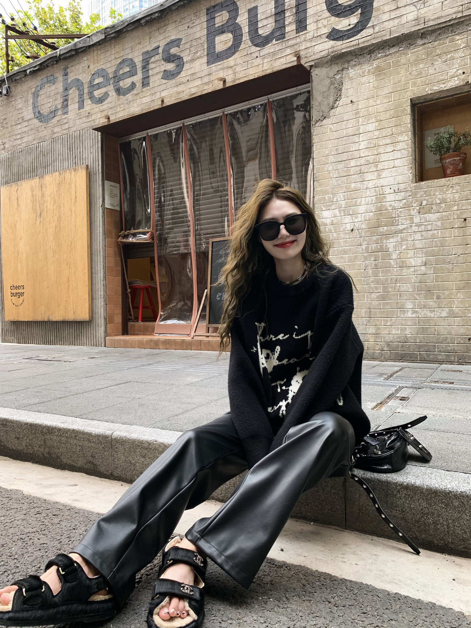 Graffiti Print Pullover Sweater for Women - Autumn Winter Knitted Top, Y2K Style, Cozy Casual Wear