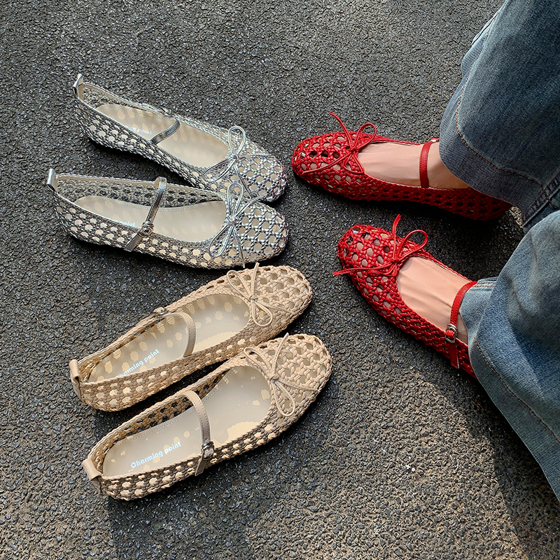 Handmade Woven One-Strap Low-Heeled Mary Jane Shoes Red Flat Hollow Roman Sandals for Women - Chic Summer Footwear