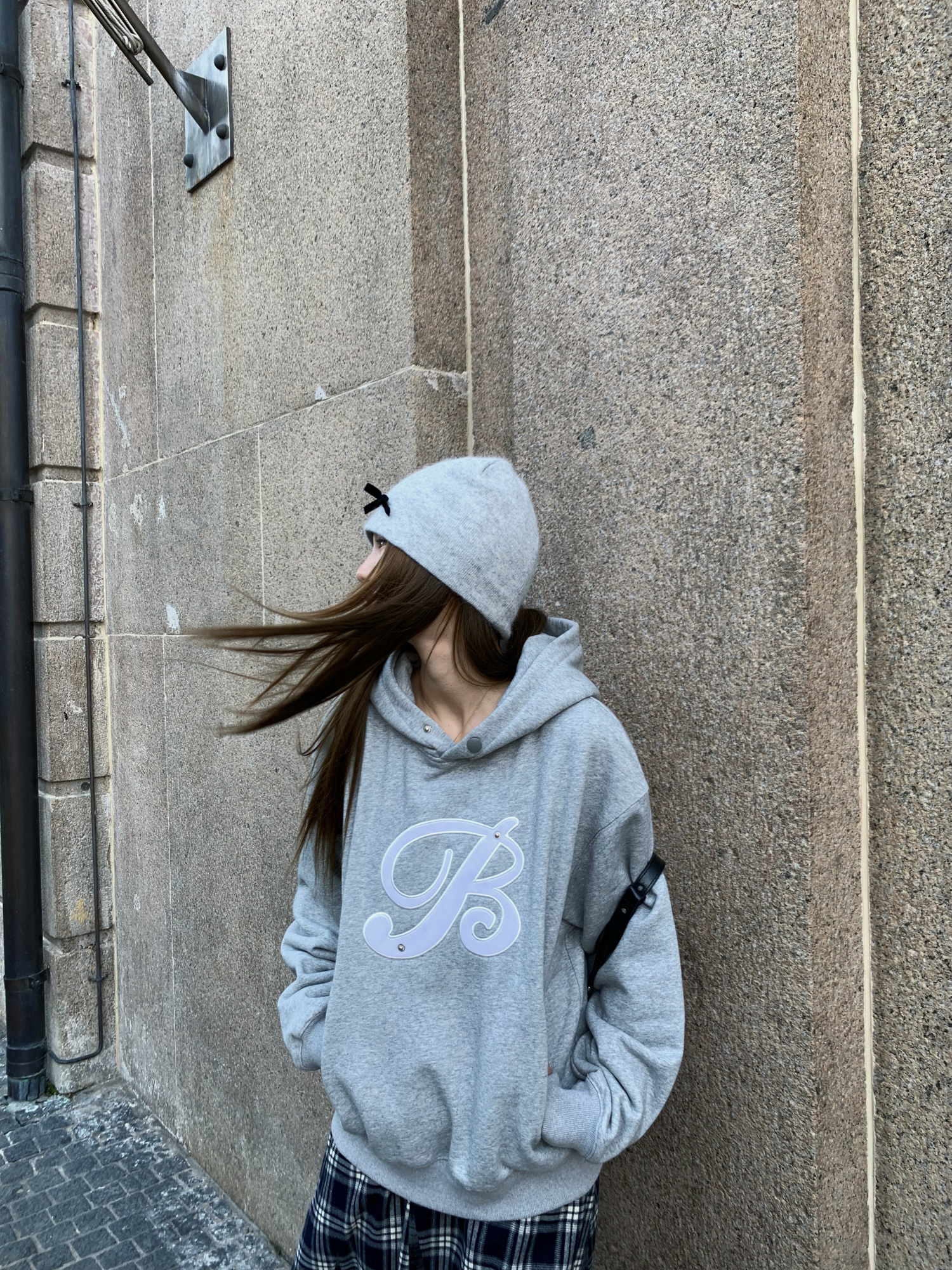 High-End Fashion Heavyweight Patch Embroidery Slim Fit Loose Shoulder Hoodie - Trendy Streetwear Inspired by 90s Y2K Style