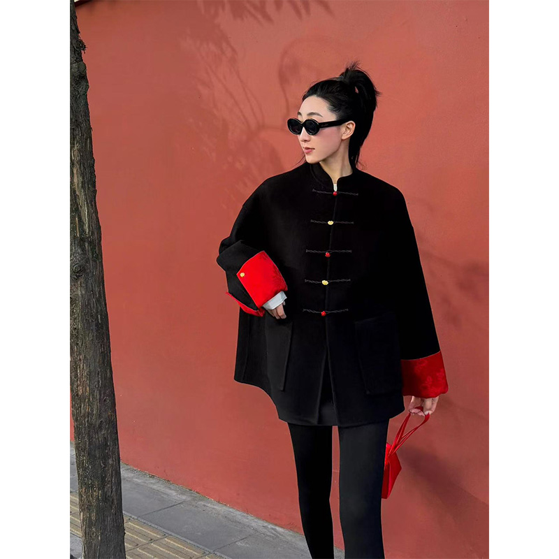 High-End Retro Chinese Style Long Sleeve Cardigan Top for Spring - Fashionable Thigh-Length Design