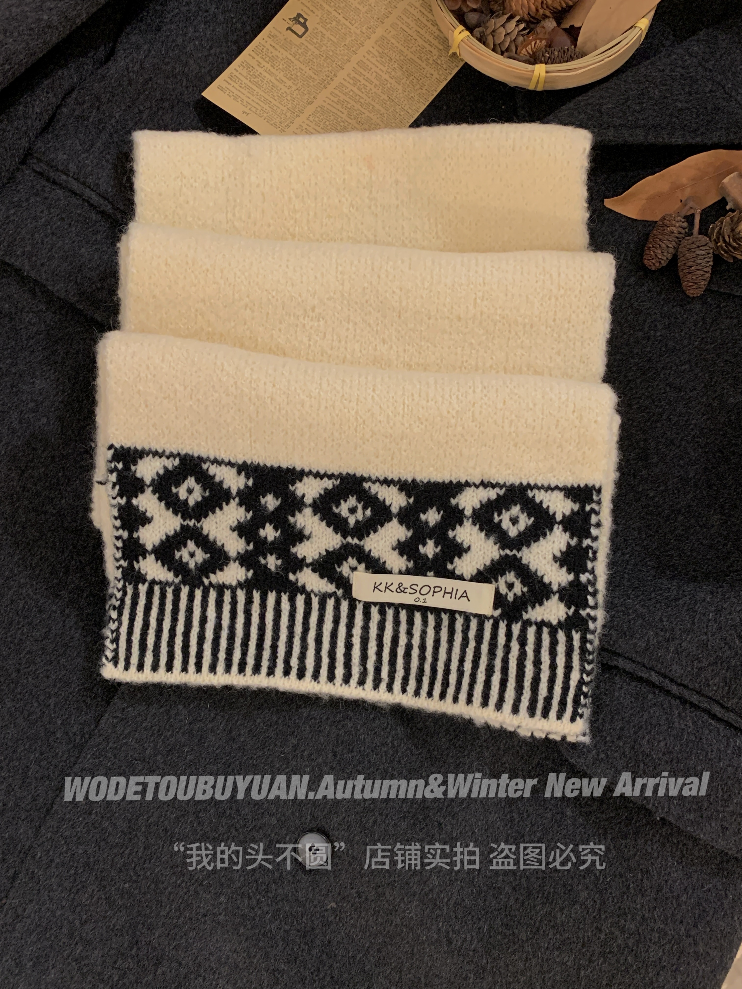 High-End Thick Knitted Scarf for Women - 'My Head is Not Round' Atmosphere, 2024 Autumn Winter Style, Warm Neck Gaiter