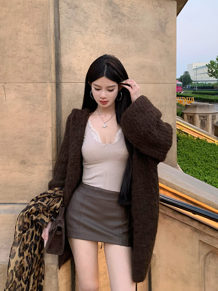 High Waist A-Line Mini Skirt for Women, Elegant Slim Fit Bodycon, Versatile Fashion Essential, Perfect for Y2K and Chic Outfits