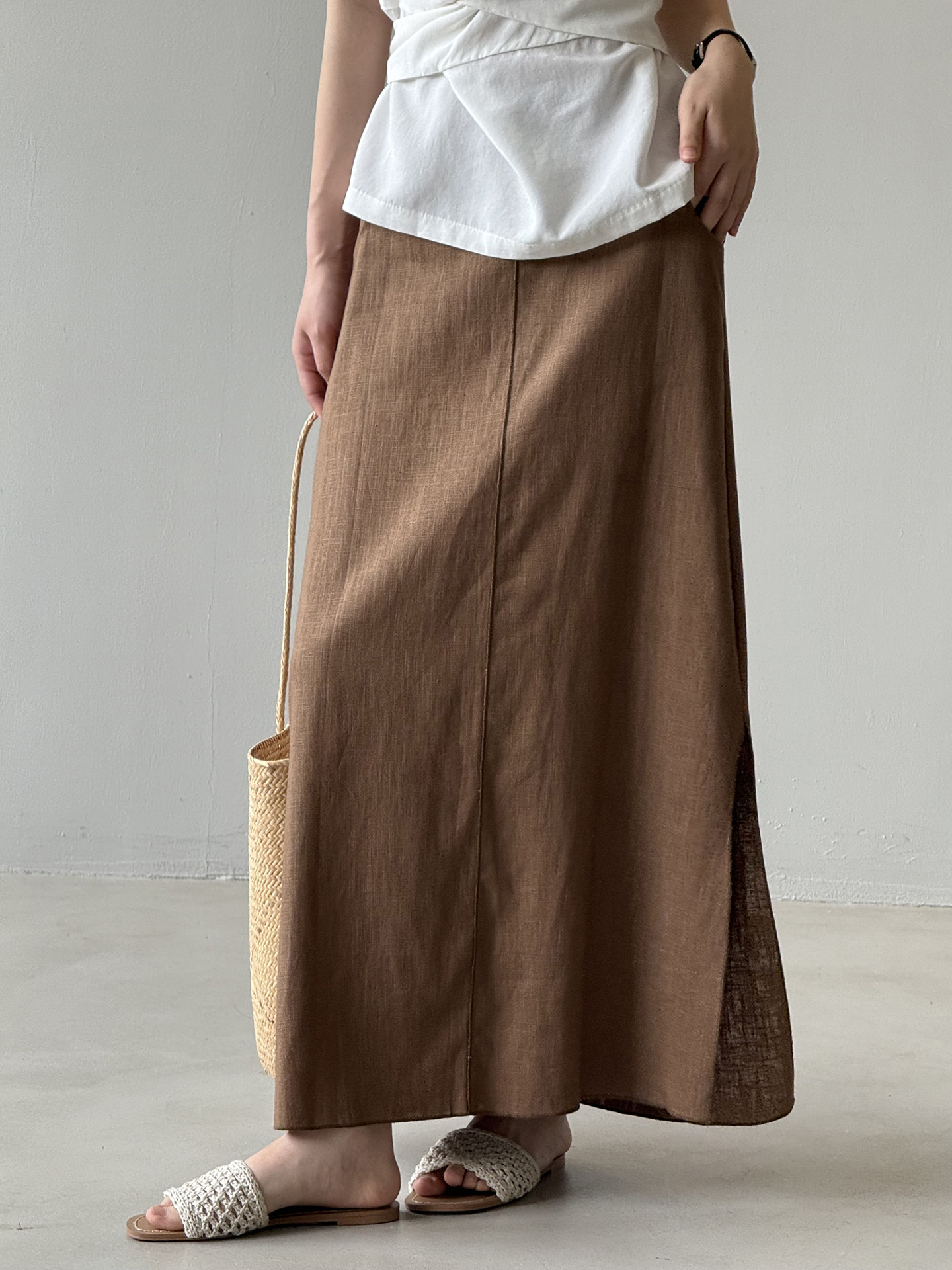 High-Waisted A-Line Ramie Skirt for Women - Elegant Straight Cut, Casual Split Design, 2025 Summer Style, High-End Quality