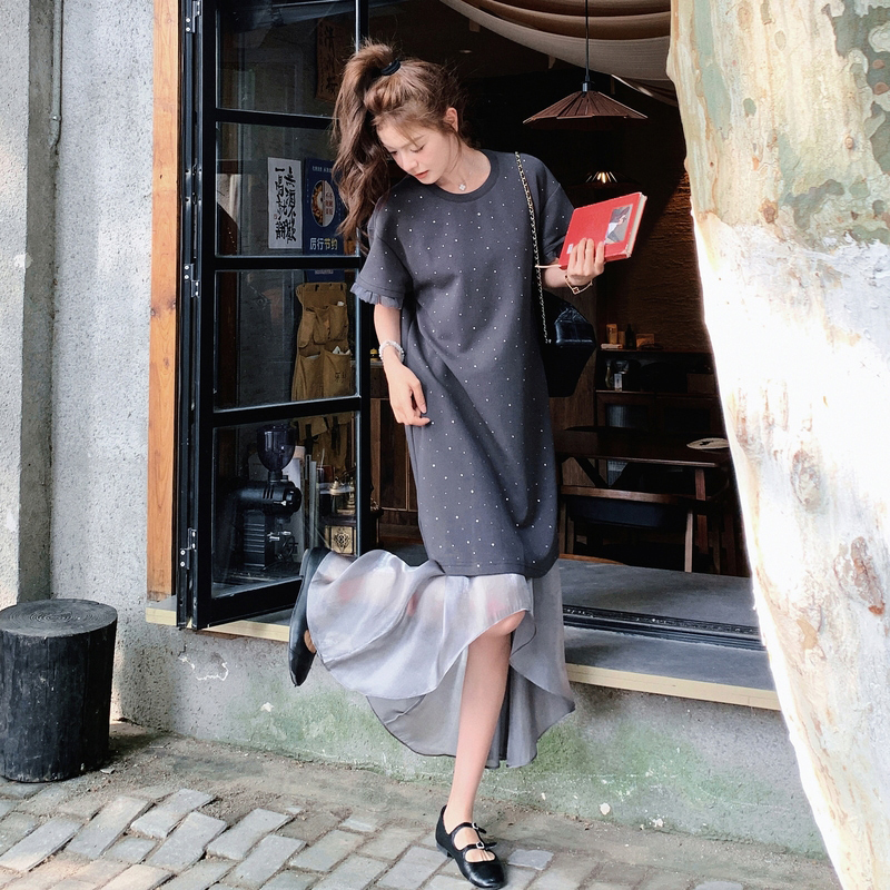 Korean Style Polka Dot Two-Piece Set for Women - Loose Slimming Puff Sleeve T-Shirt & Skirt, Summer 2025 Fashion Trend