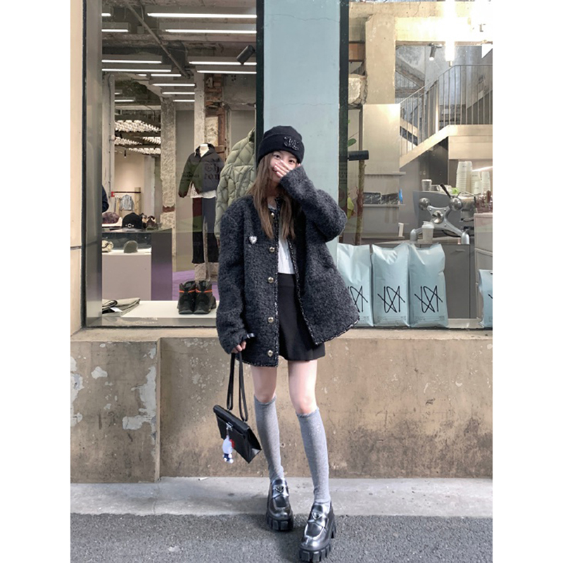 Korean Style Women's Wool Short Coat, Loose Cotton-Padded Winter Jacket, High-End Quality, 2025 Fashion Trend