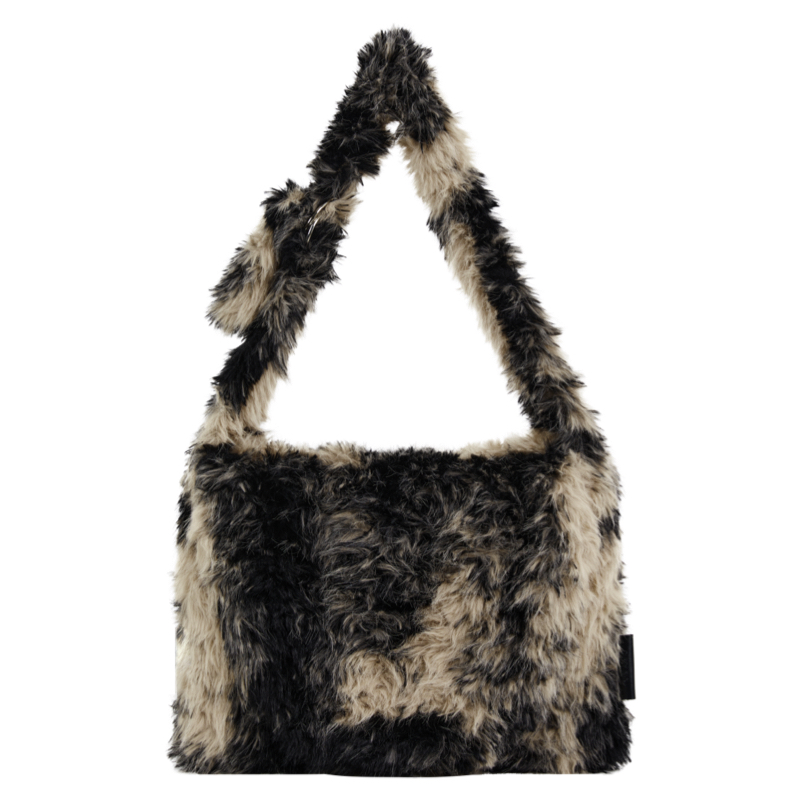 Large Capacity Windy Style Fur Bag - 'An Oatmeal Cow' Design in Oversized Fashion for Trendy Looks