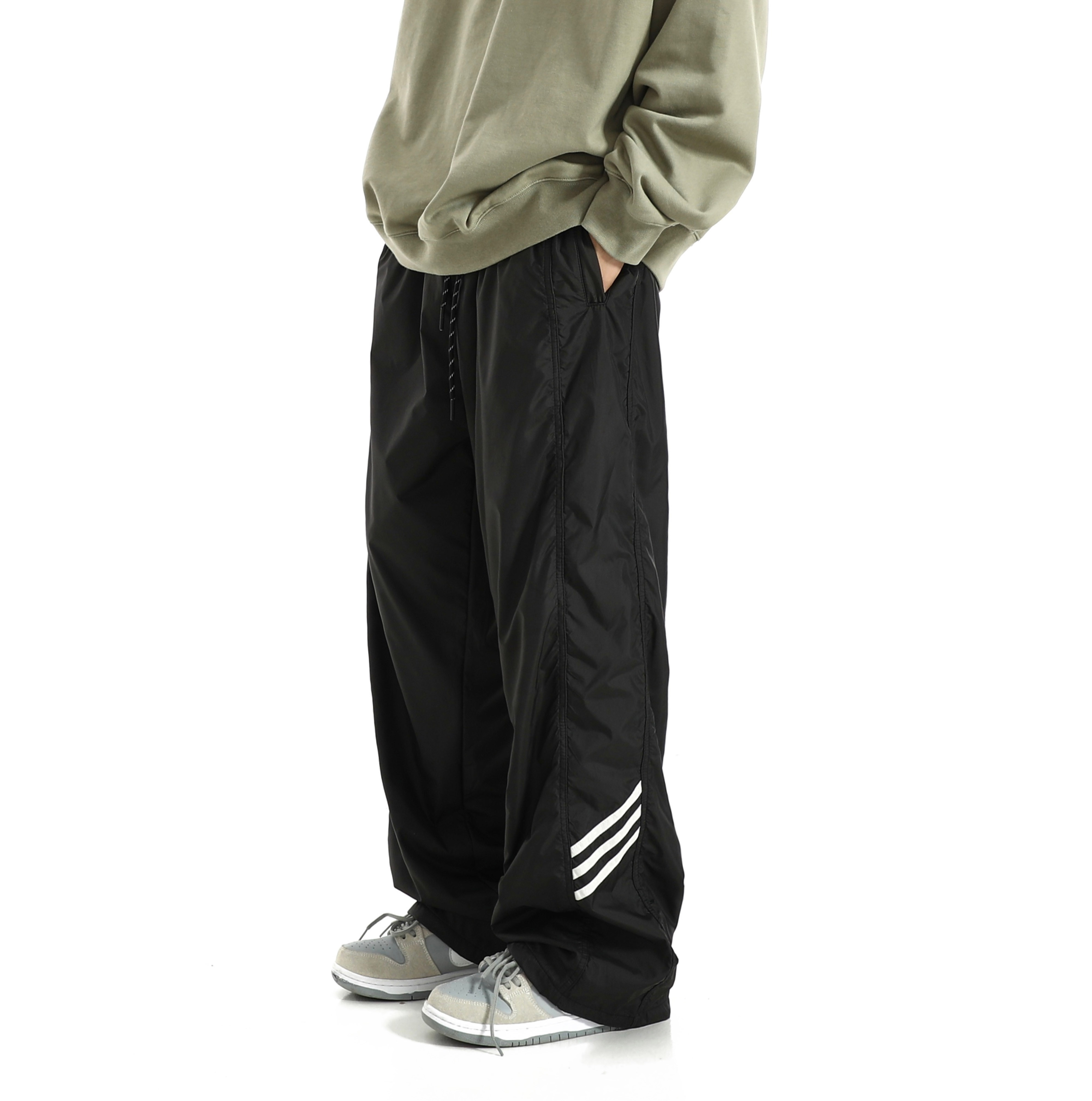 Men's American Retro Striped Sports Pants - Loose Drape Long Sweatpants for Spring/Summer, Versatile High Street Style