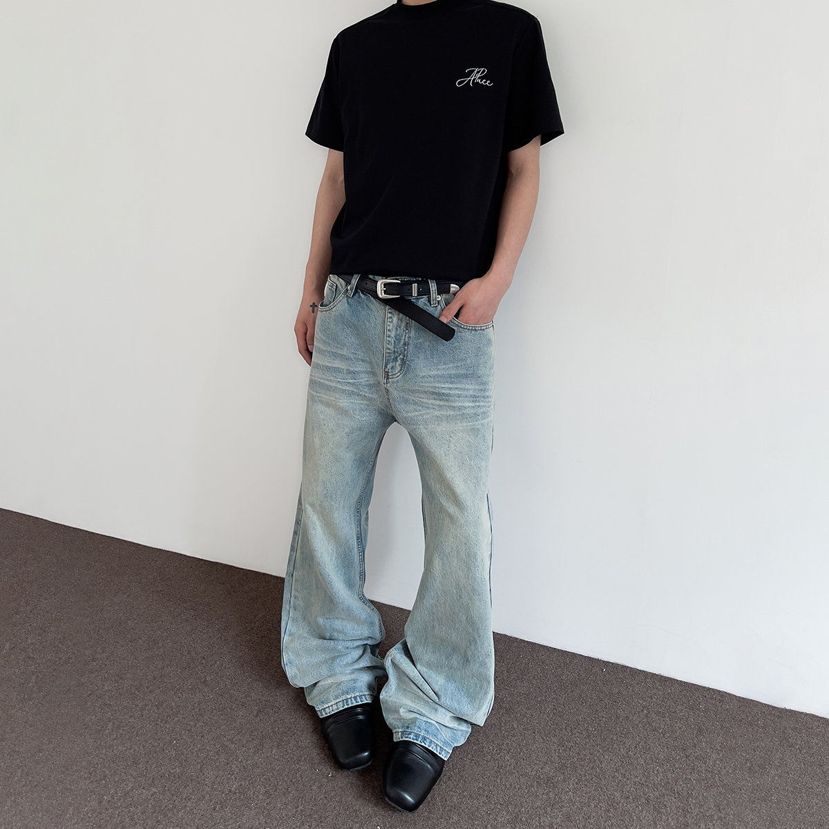 Men's American Vintage Distressed Cat Whisker Blue Jeans - Trendy Straight Leg Micro-Flare Versatile Pants for Casual Style