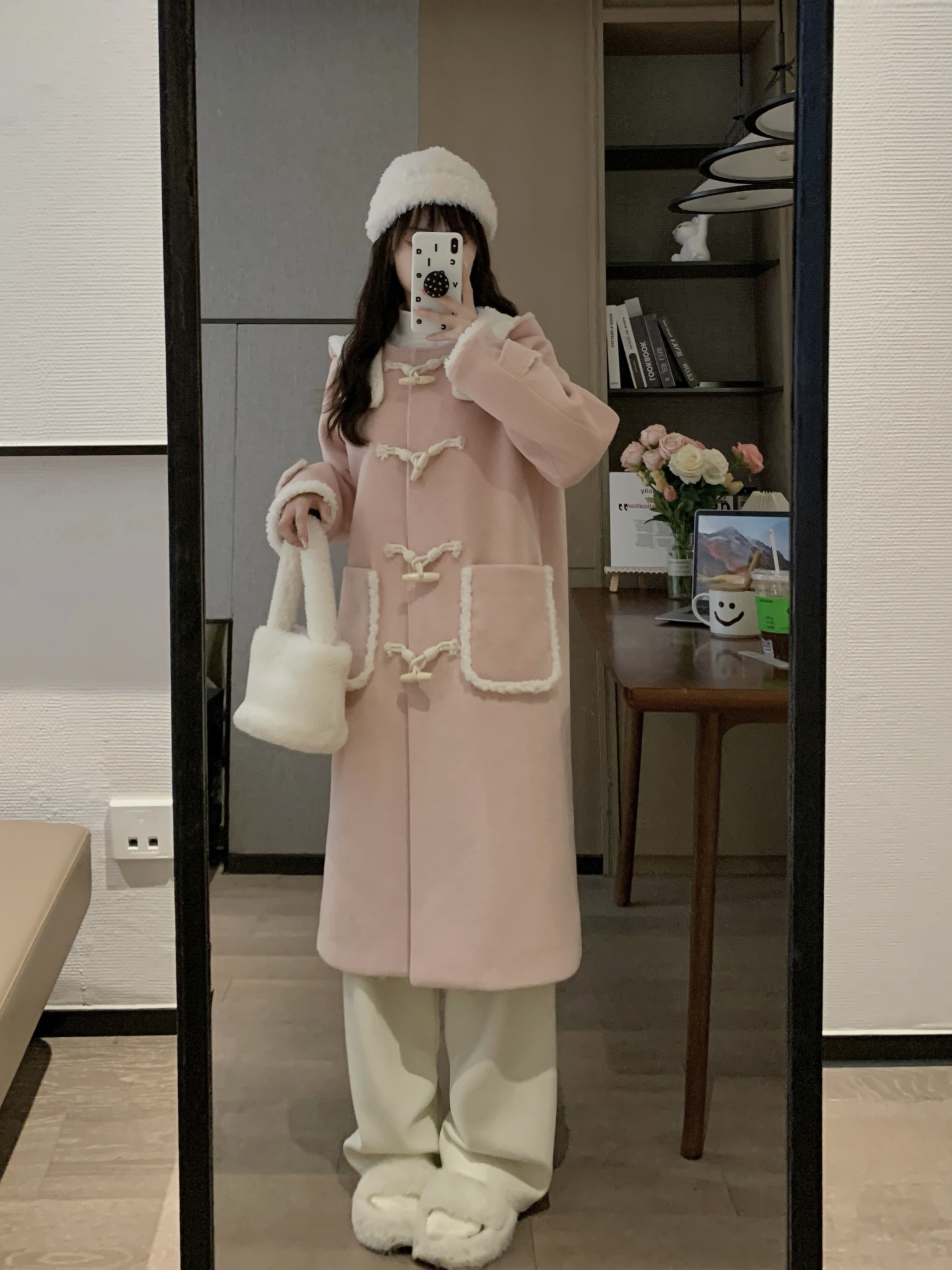 Milk Yellow Doll Collar Mid-Length Woolen Coat for Women - Elegant Slimming Design for Early Spring Fashion