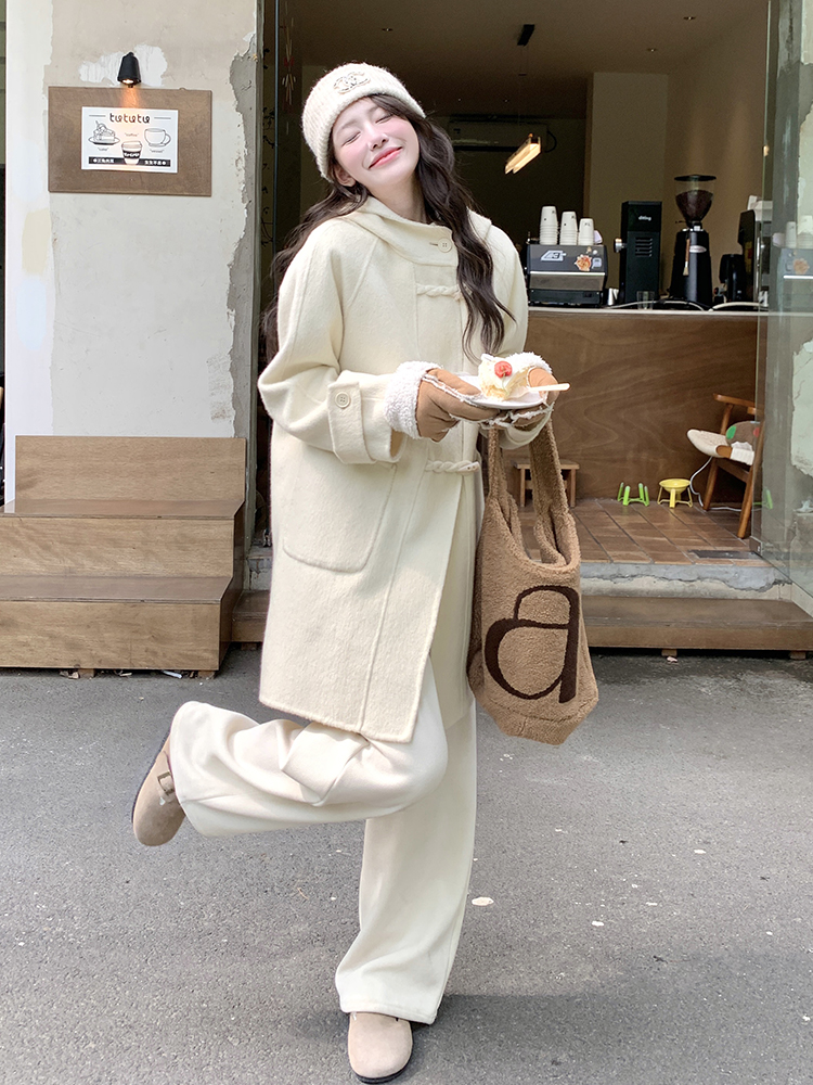 Off-White Double-Sided Cashmere Coat with Horn Buttons - Women's 2024 Winter Korean Style Woolen Outerwear
