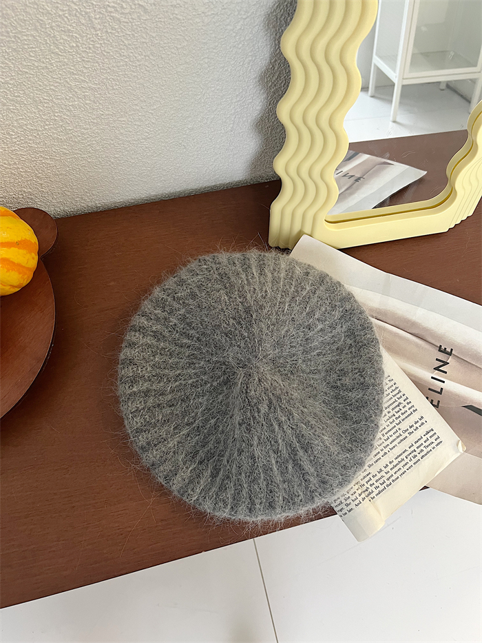 Oversized Knitted Rabbit Fur Beret for Women - Versatile Retro Autumn/Winter Hat, Flattering Youthful Style