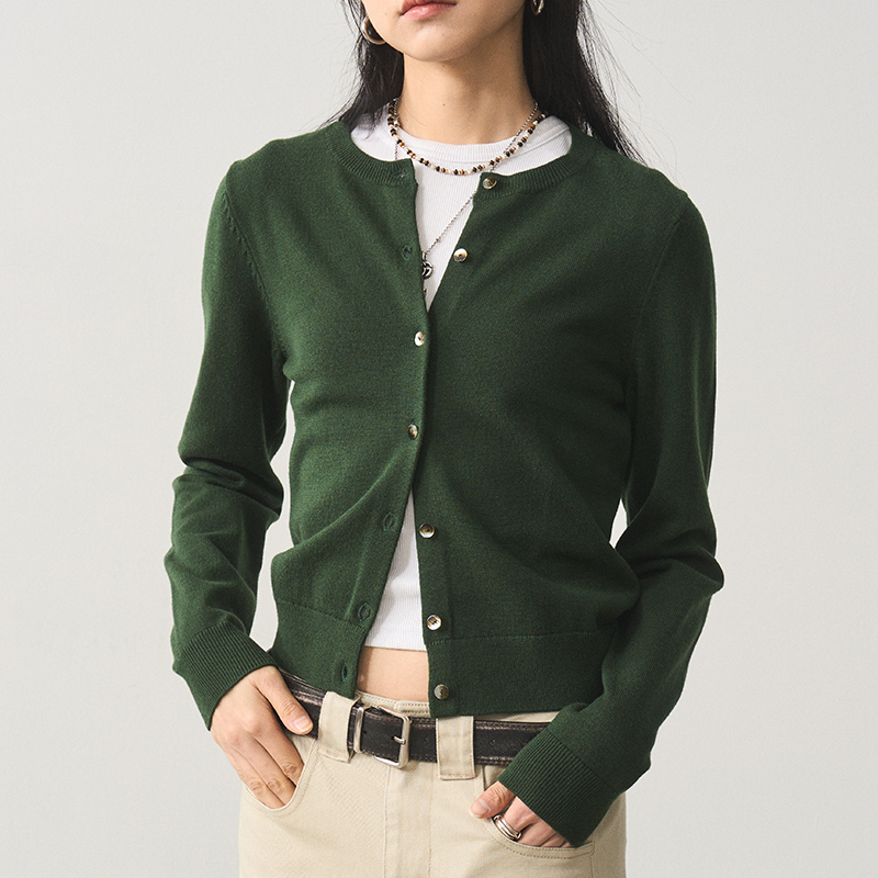 Petite Solid Color Knitted Cardigan for Women - Classic Versatile Short Style - Spring 2024 Fashion in Green