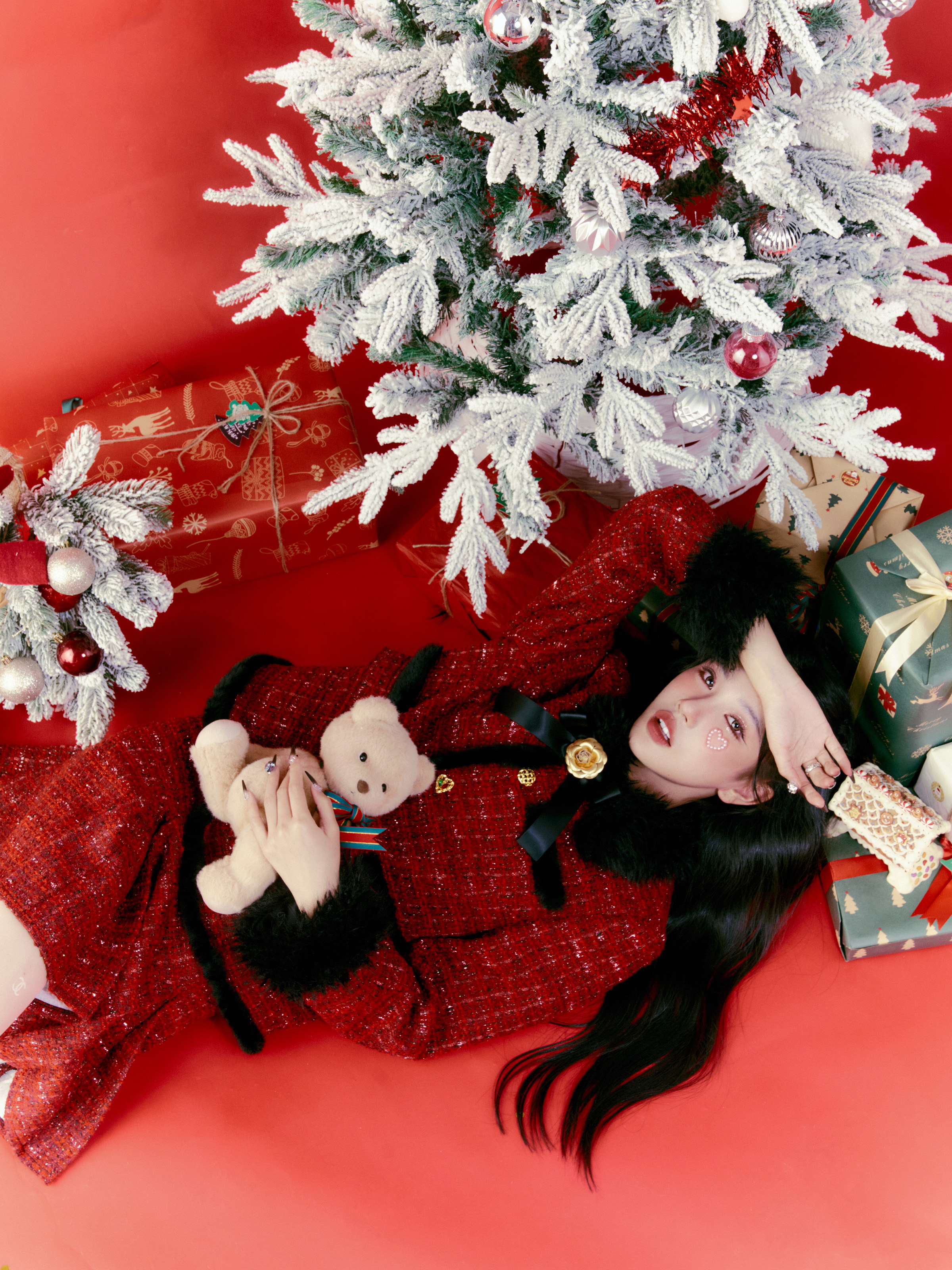 Red Rose Thousand Gold Little Chanel Style Coat with Skirt - Elegant Dating Outfit, Floral Design, Y2K Inspired Fashion