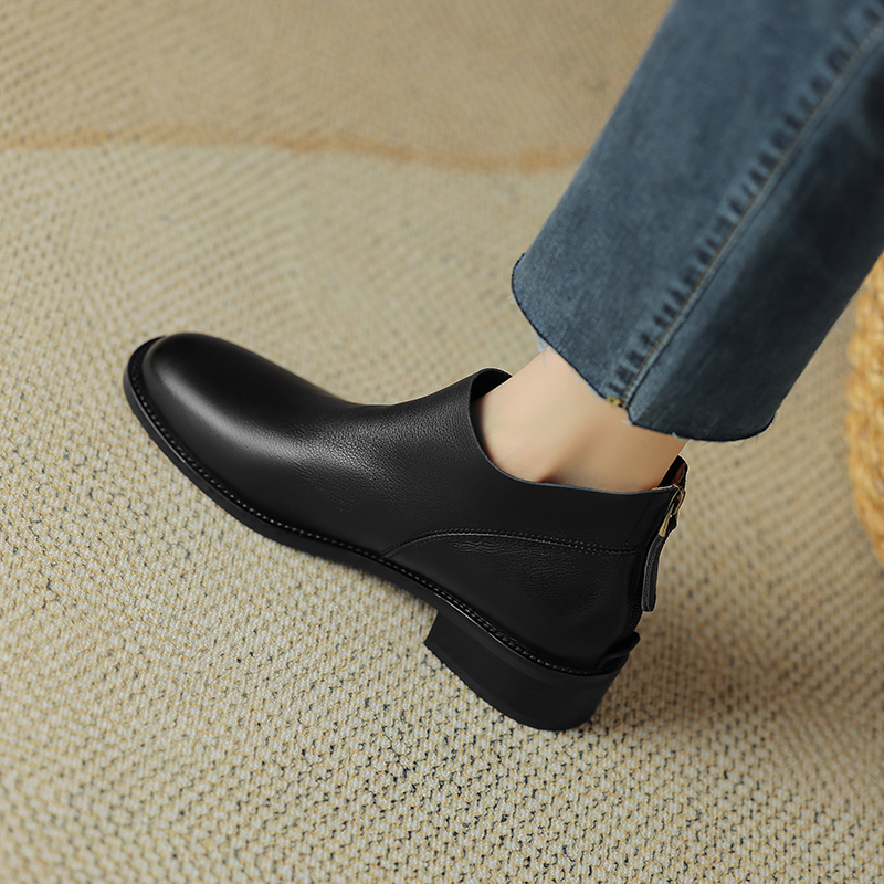 Retro British Style Chunky Heel Martin Boots for Women, Versatile Short Chelsea Boots with Back Zipper, Plus Size 41-43