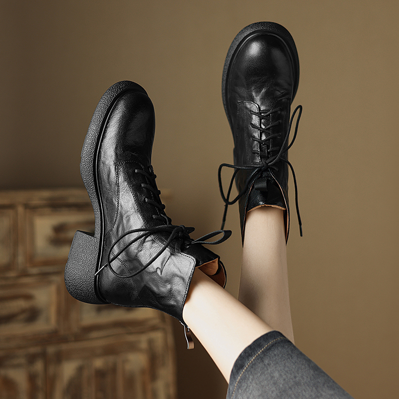 Retro British Style Thick-Soled Lace-Up Martin Boots for Women, Chunky-Heeled Sheepskin Short Boots, 2024 Autumn Fashion, Size 41