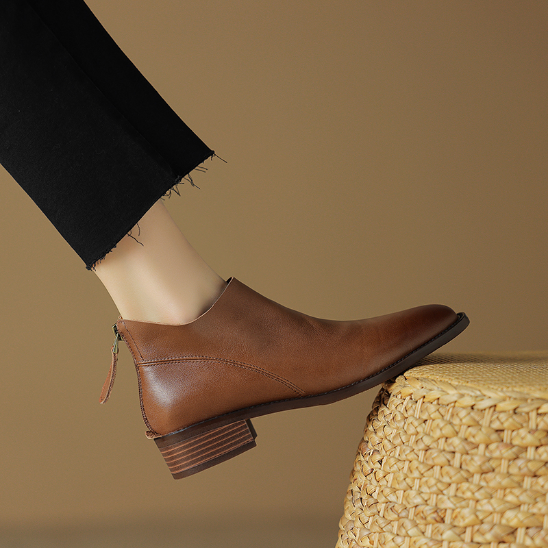 Retro Chunky-Heeled Martin Boots for Women, Round Toe Soft Leather Mid-Heel Chelsea Boots, Versatile Short Boots, Sizes 41-43