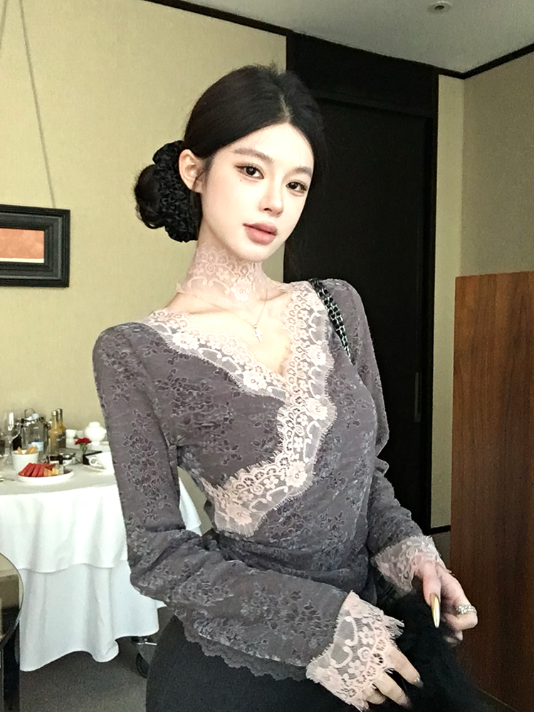 Retro Gray-Pink Lace Splicing Slim-Fit Top with Neck Strap - Elegant Y2K Style Shirt for Chic Outfits