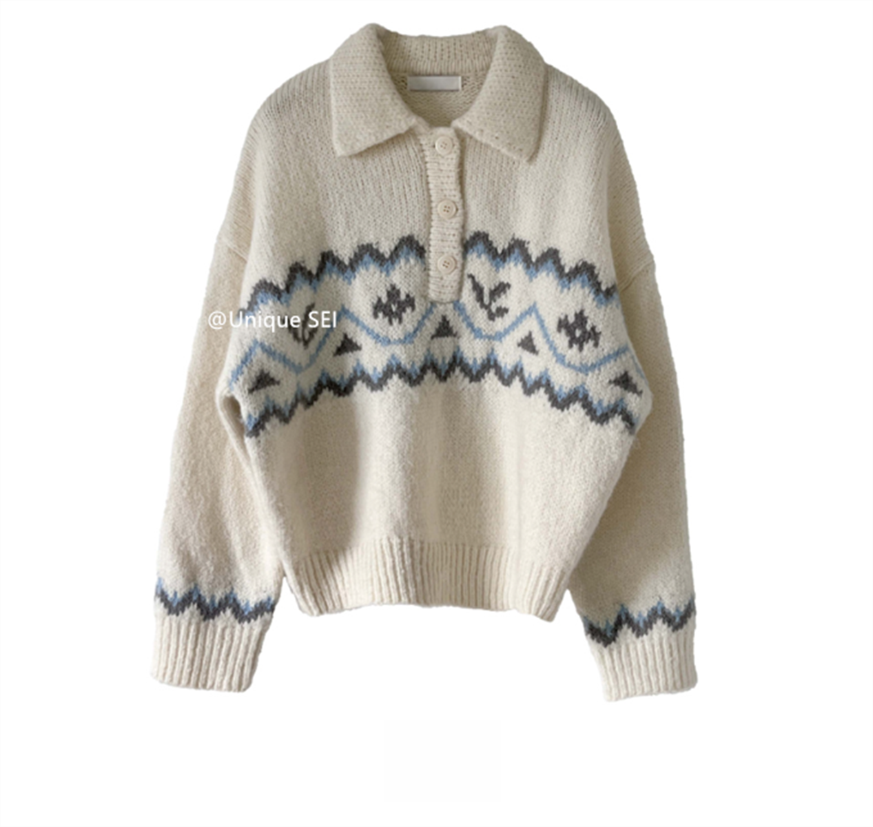 Retro Korean Style Buttoned Lapel Knitted Sweater with Unique Lazy Cloud Pattern - Versatile Casual Fashion