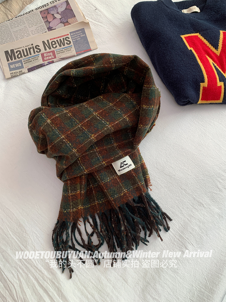 Retro Plaid Tassel Scarf for Women - Warm High-End Korean Style Winter 2023 Accessory
