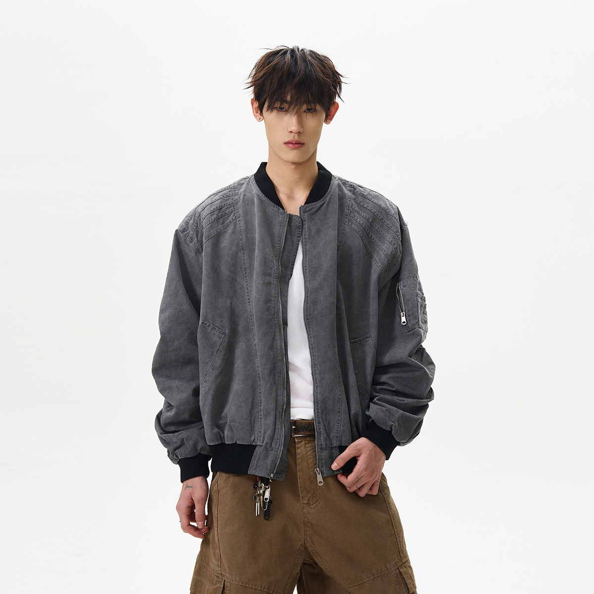 Retro Vintage Distressed Flight Jacket - Wasteland Style Short Baseball Jacket for a 90s American Fashion Vibe