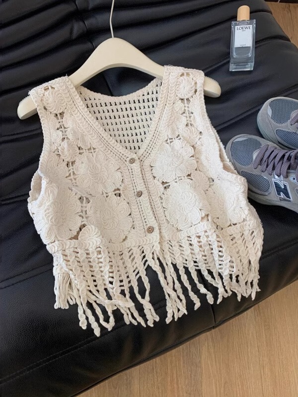 Retro Woven Tassel Hollow Knit Vest for Women - Unique Sleeveless Top for Spring and Summer, Boho Chic Style