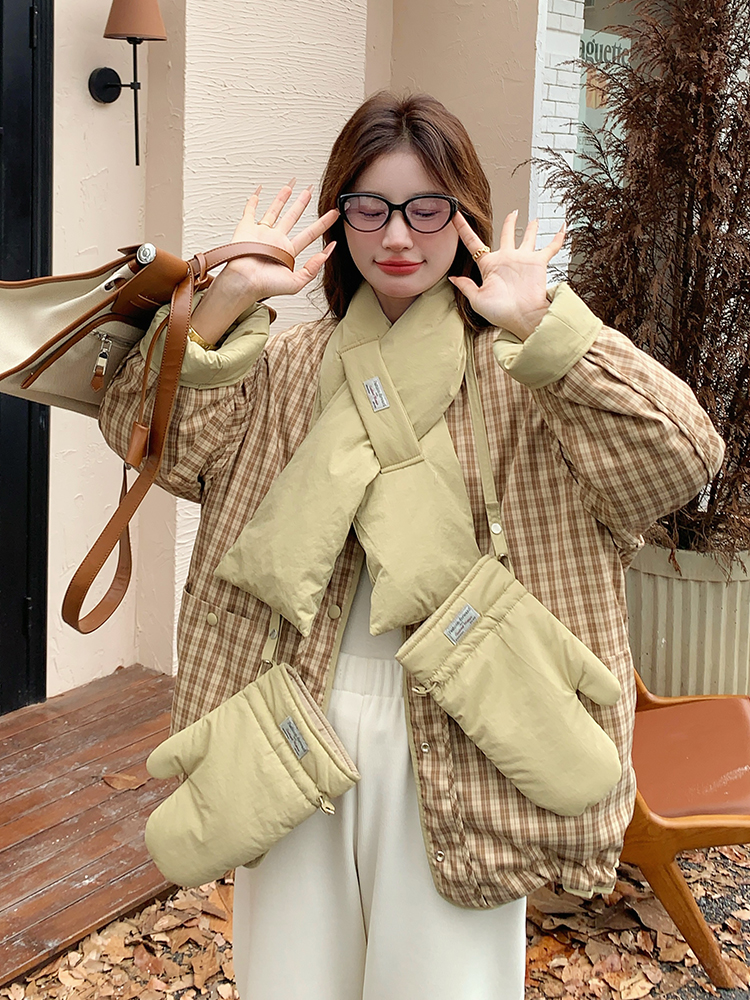 Reversible College-Style Round-Neck Down Jacket for Women - 2024 Winter Korean Style Age-Reducing Small-Sized White Duck Down Coat