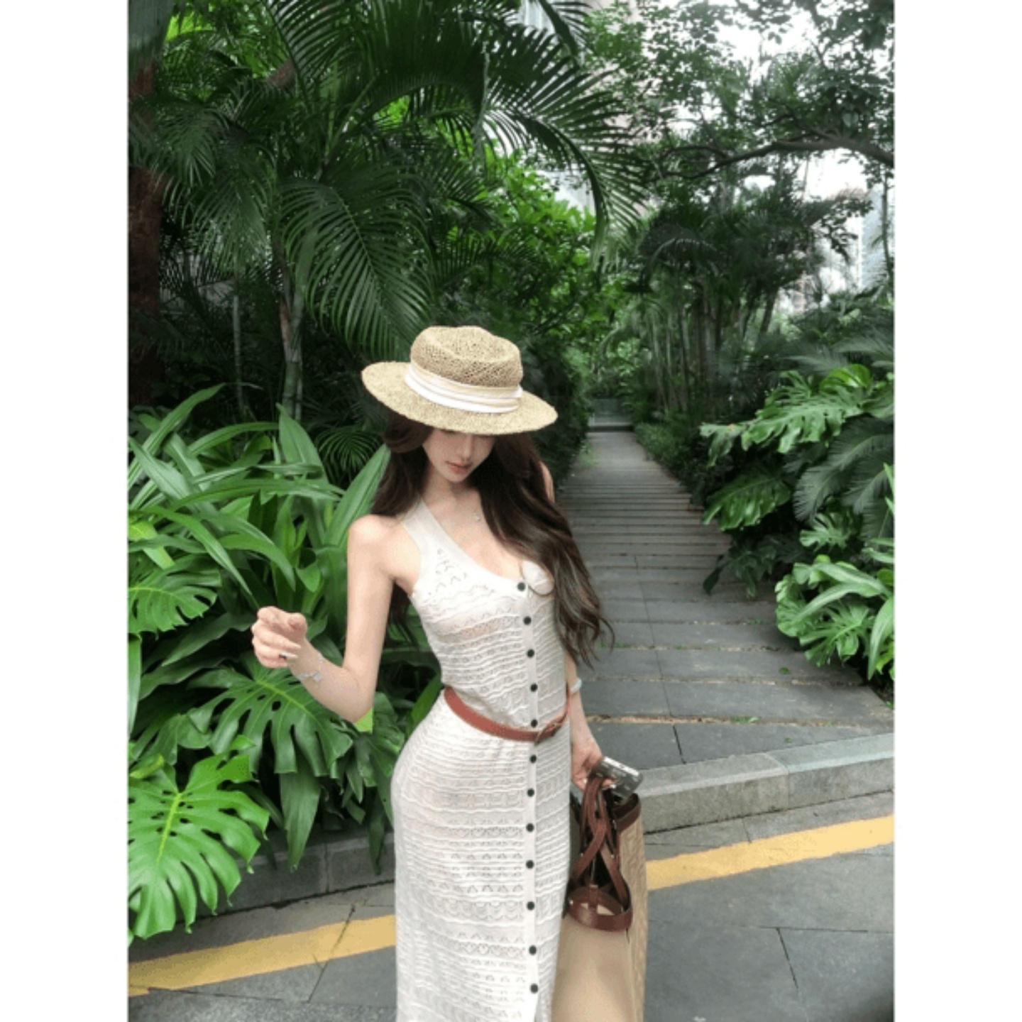 Sleeveless French Lace Hollow Knit Dress - Women's Summer Waist-Cinching Long Skirt for Vacation and Casual Chic Style