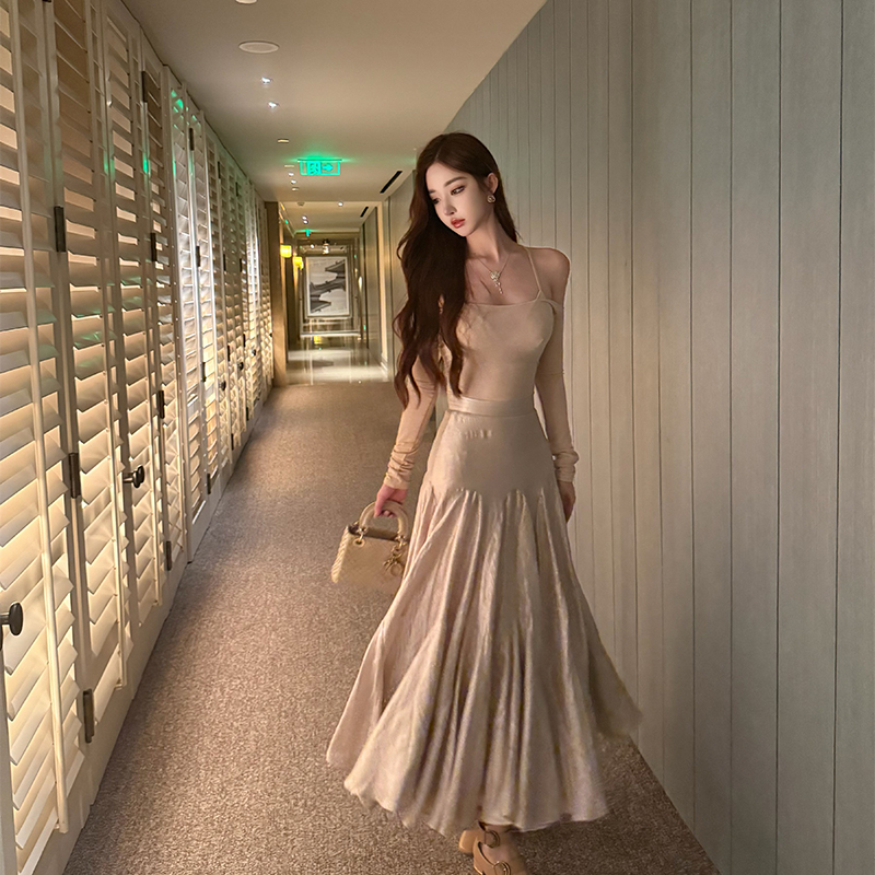 Slim Fit Off-Shoulder Two-Piece Dress Set - Supermodel Ballet Style Knitted Socialite Dress for Chic 90s and Y2K Fashion