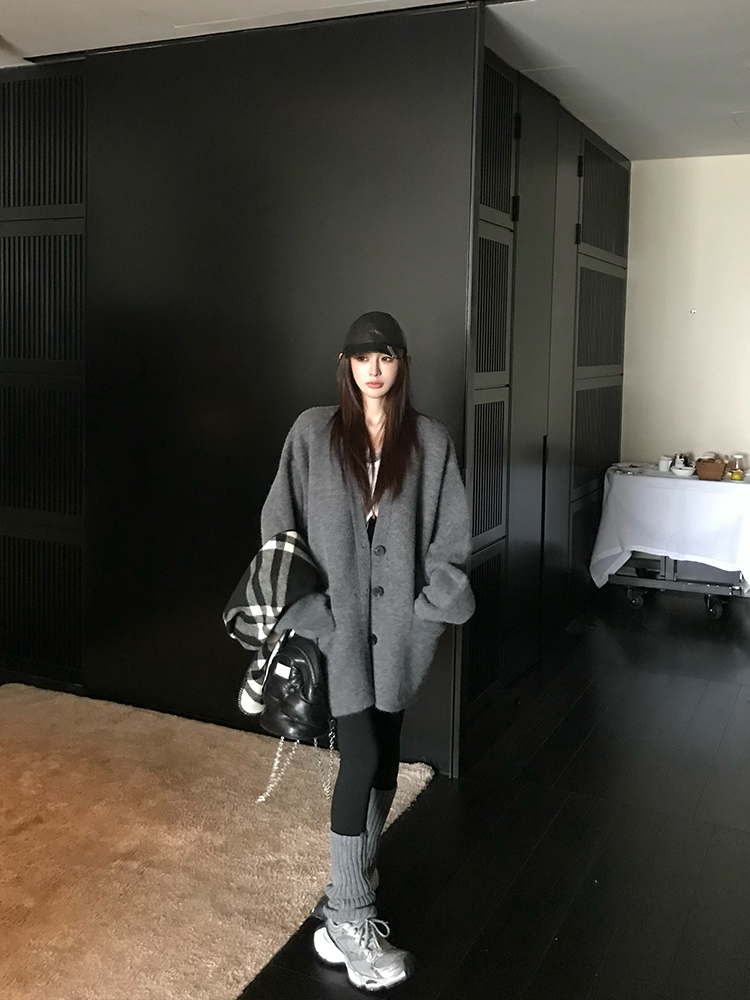 Sunset Harbor Knitted Cardigan Sweater for Women, Loose Shawl Style, Cozy Spring & Winter Layering, Casual Fashion Essential