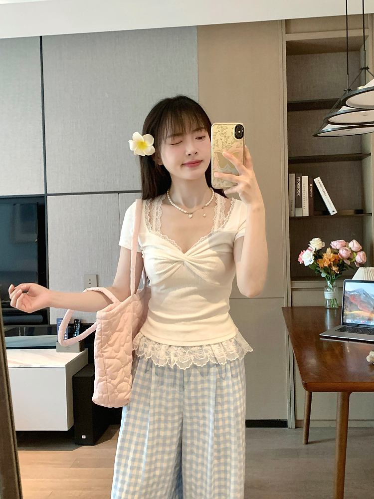 Sweet Spring Summer Short Sleeve Fake Two-Piece T-Shirt Top for Women - Sexy Unique Design, Perfect for Hot Girl Style